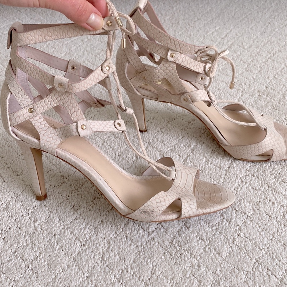 Vince Camuto strappy nude pink heels, size 9